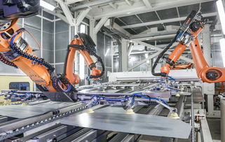 Jeep品质如何缔造？走进广汽菲克长沙工厂，从一块钢材开始